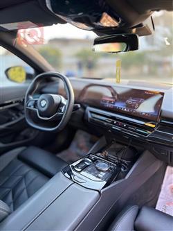 بي ام دبليو الفئة 5